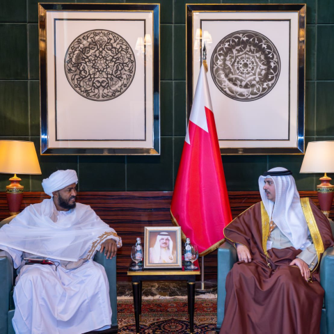 معالي وزير الشؤون الدينية والأوقاف يلتقي بنظيره البحريني